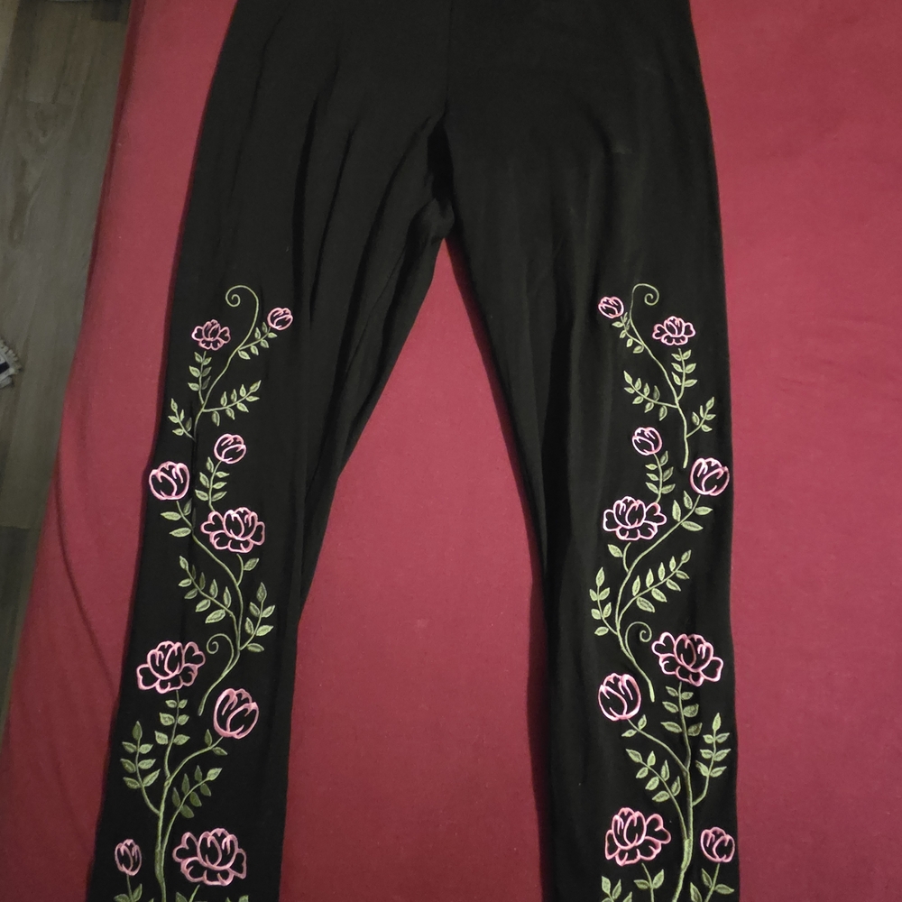 dELiA*s Black Leggings